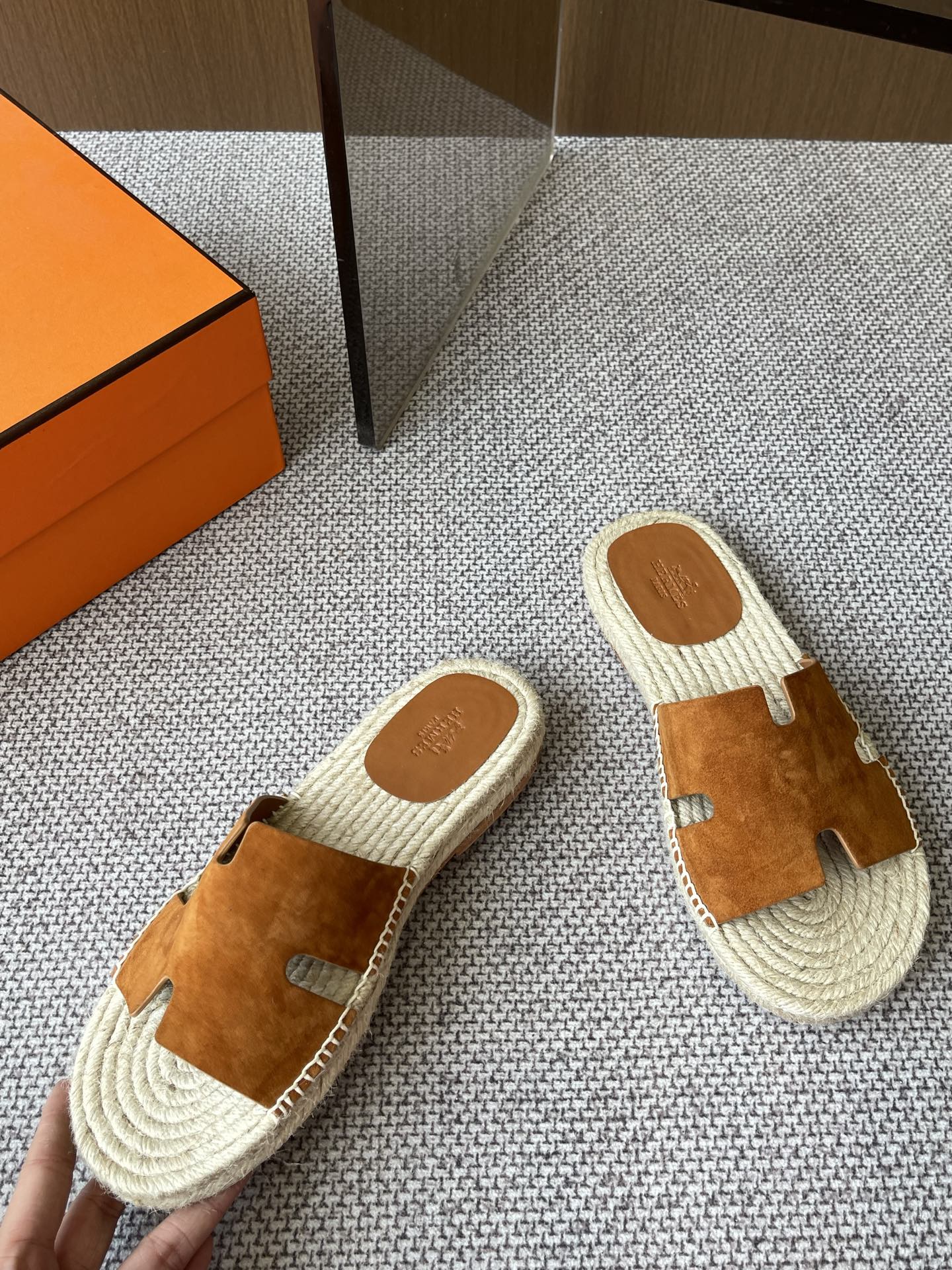 LuxluxHouse Best Quality Women Shoes Hermes