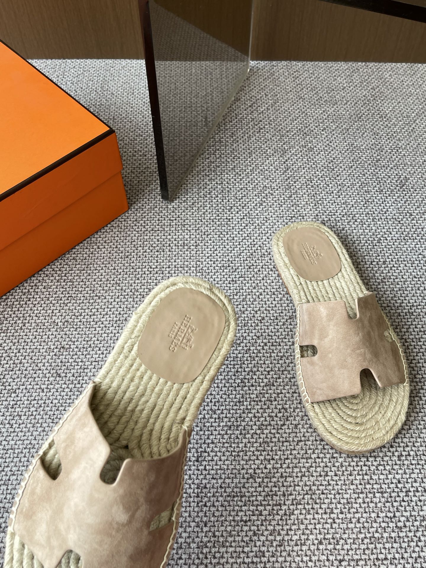 LuxluxHouse Best Quality Women Shoes Hermes