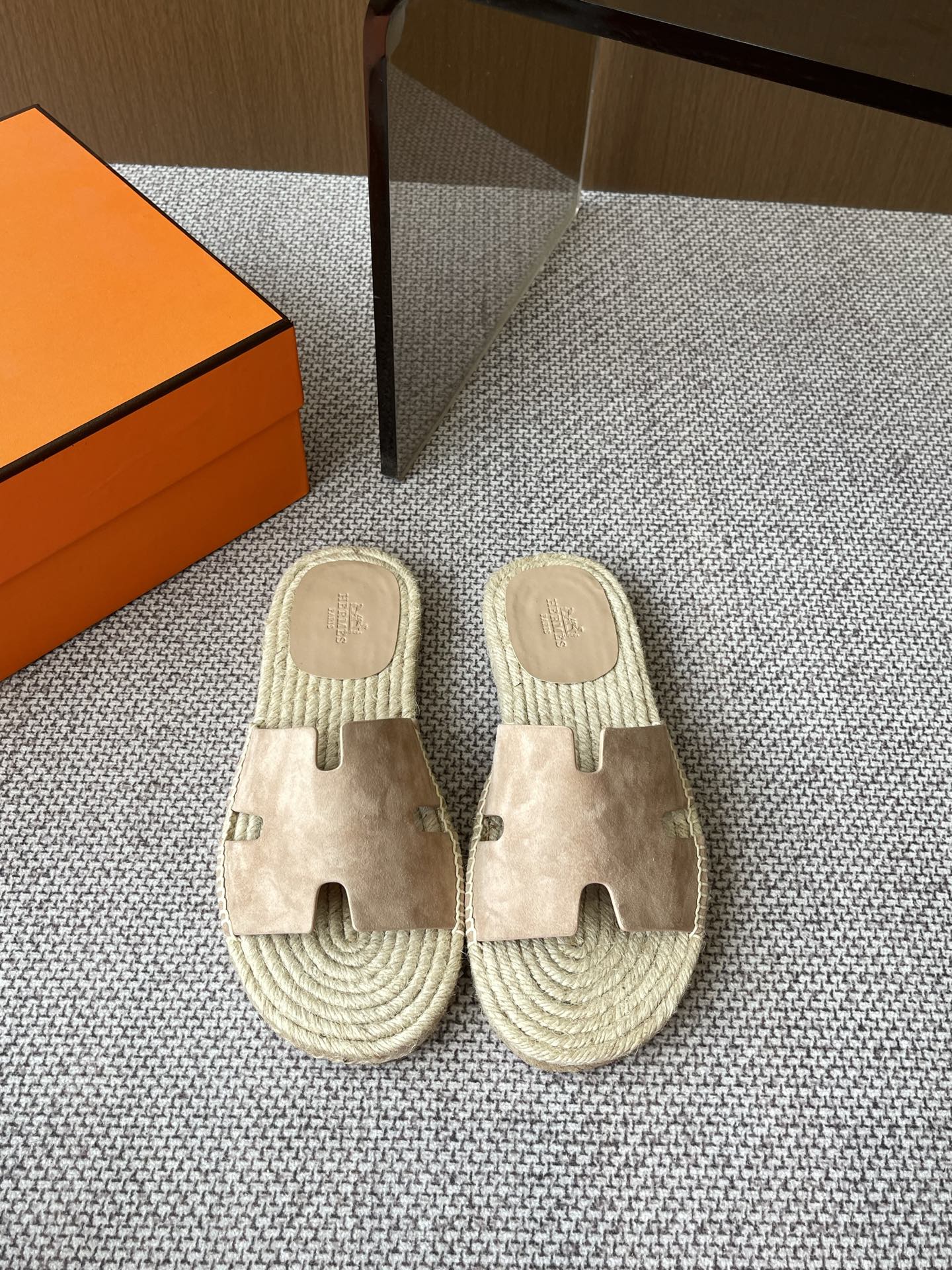 LuxluxHouse Best Quality Women Shoes Hermes