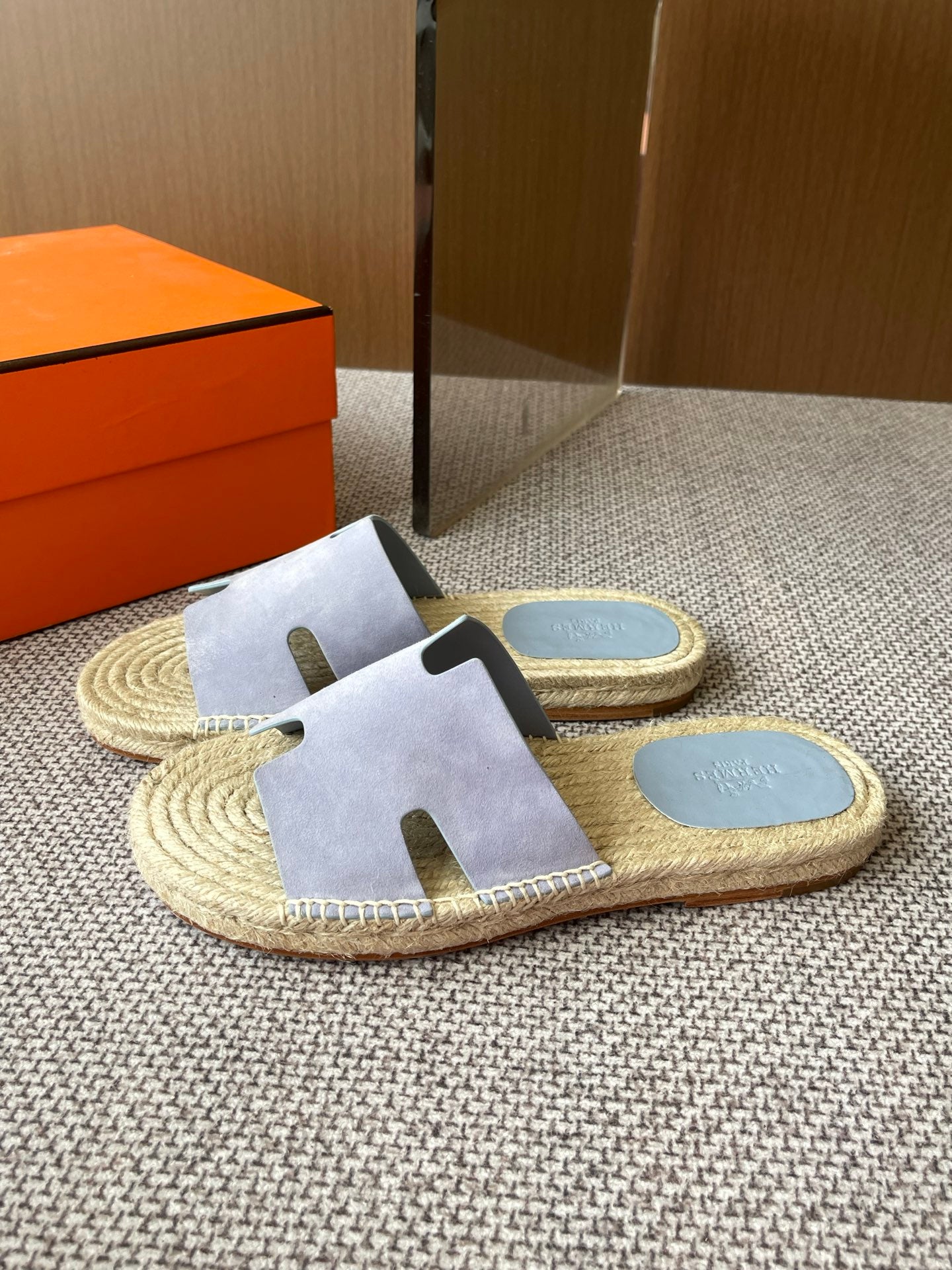 LuxluxHouse Best Quality Women Shoes Hermes