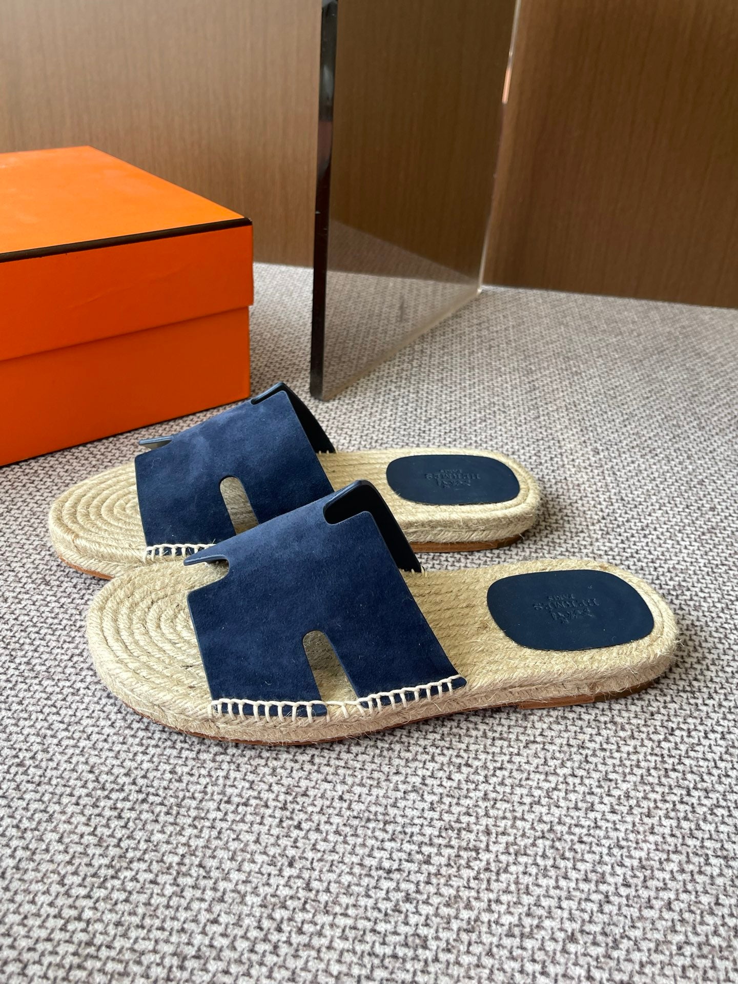 LuxluxHouse Best Quality Women Shoes Hermes