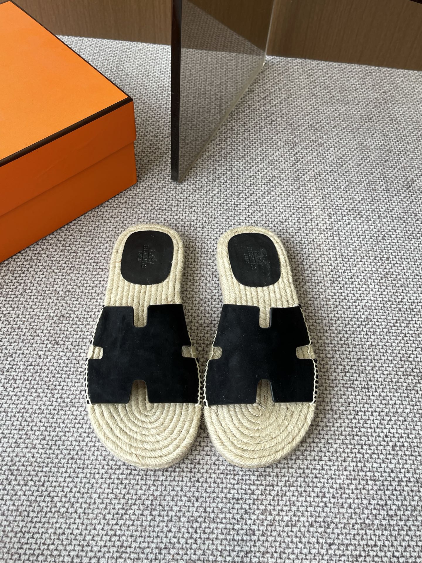 LuxluxHouse Best Quality Women Shoes Hermes