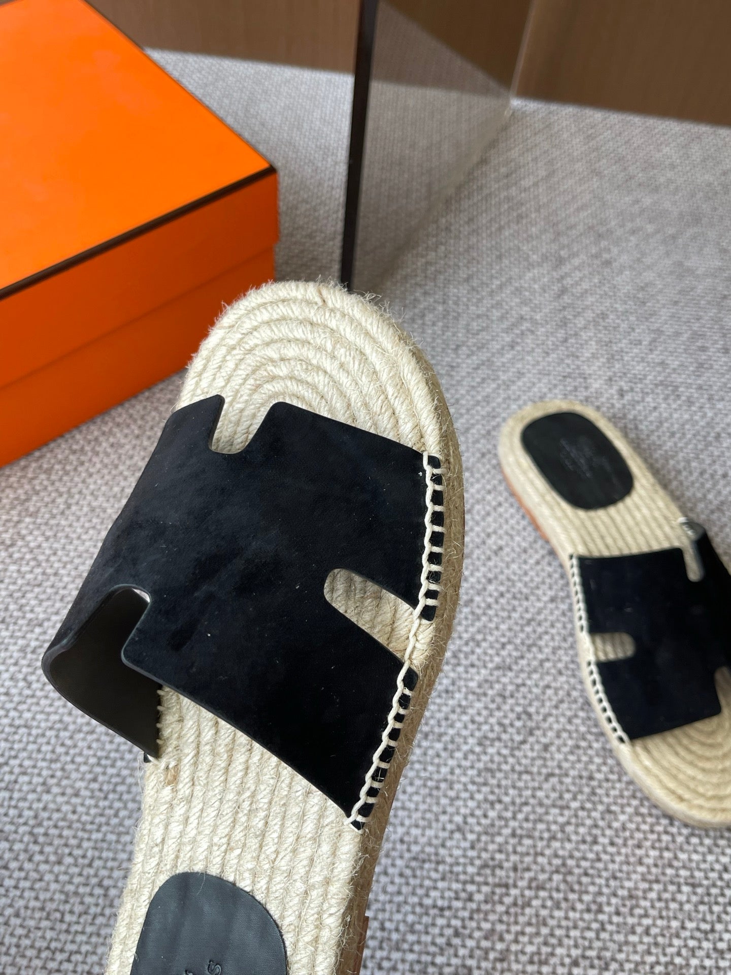 LuxluxHouse Best Quality Women Shoes Hermes