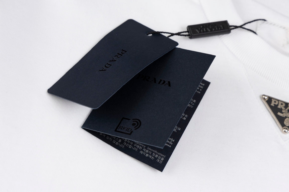 LuxluxHouse Best Quality Clothes T-shirt Prada