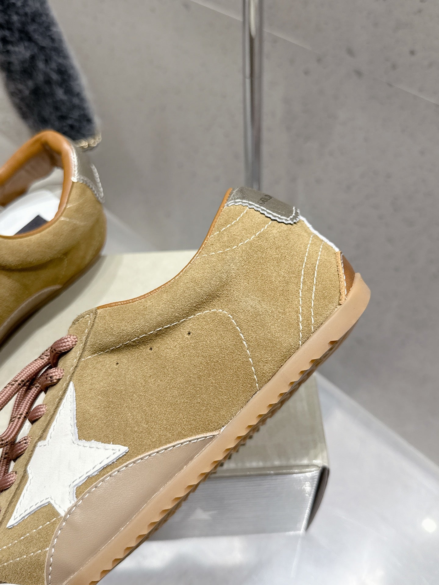 LuxluxHouse Best Quality Shoes Golden Goose