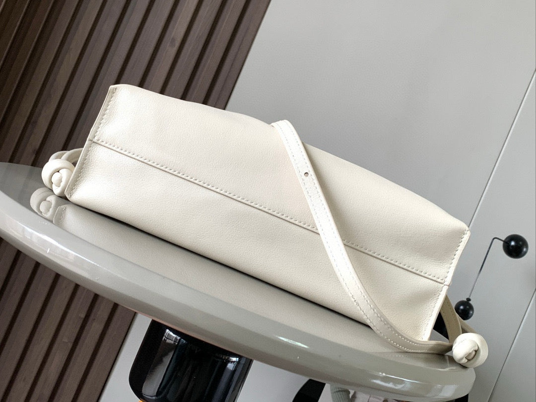 LuxluxHouse Best Quality Bags Loewe