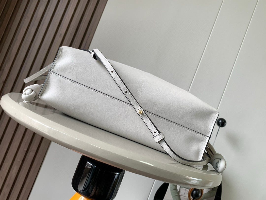 LuxluxHouse Best Quality Bags Loewe