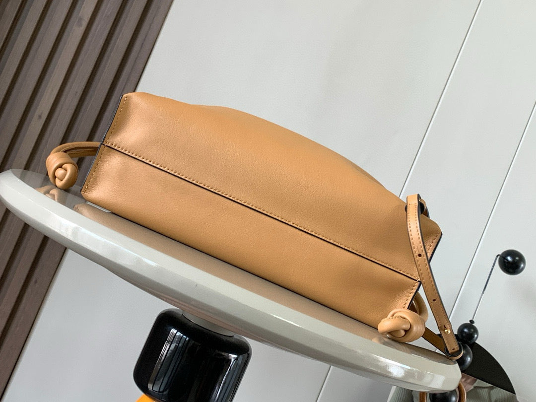LuxluxHouse Best Quality Bags Loewe