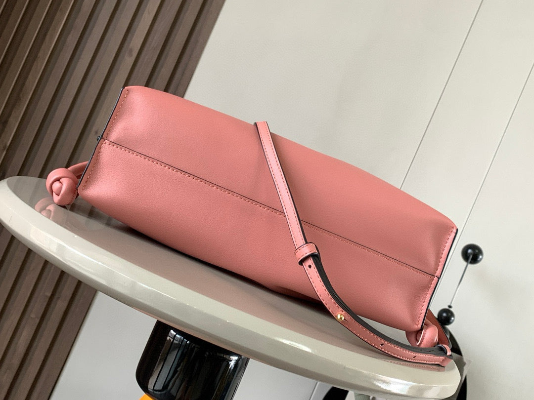 LuxluxHouse Best Quality Bags Loewe