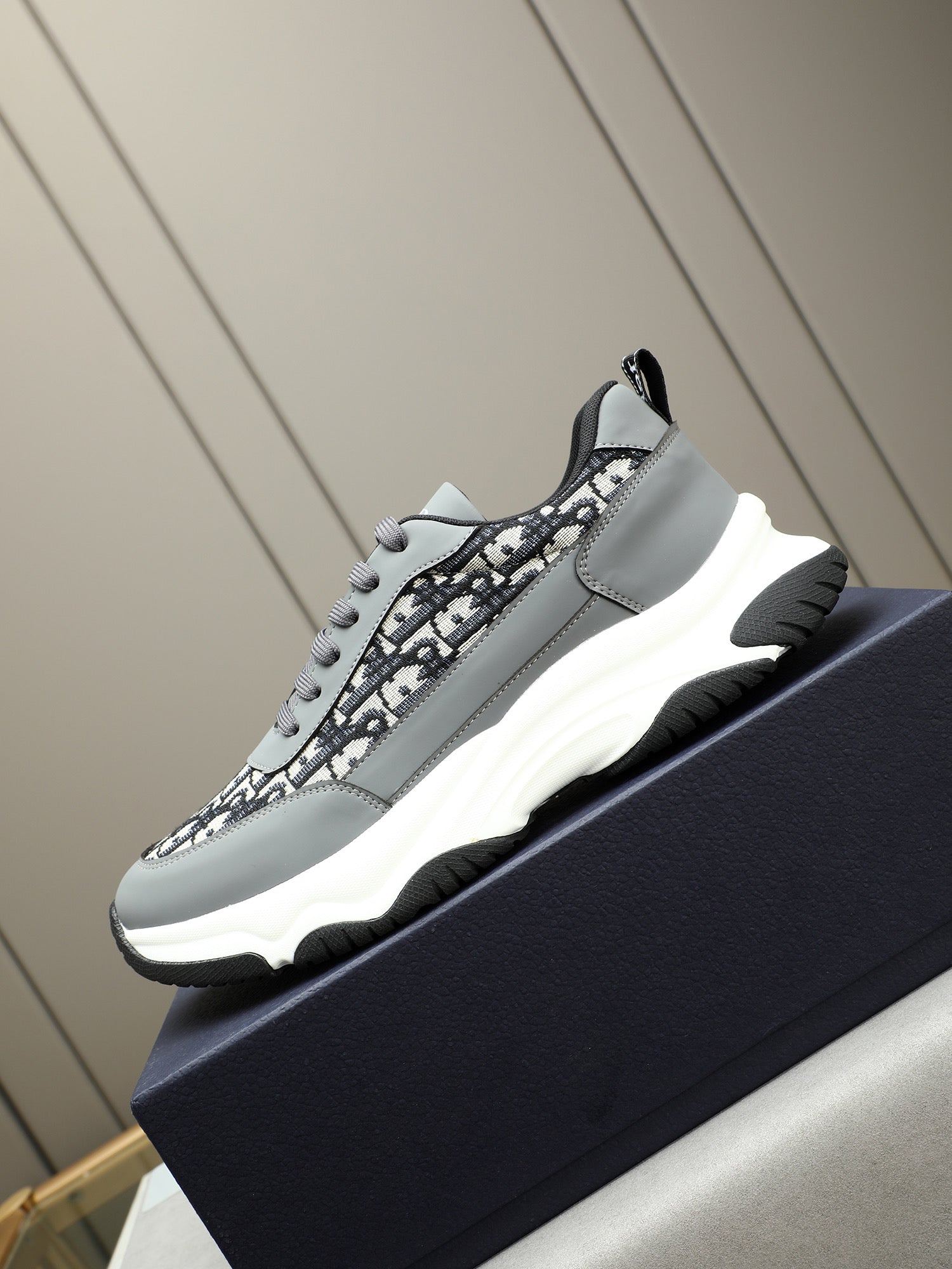 LuxluxHouse Best Quality Shoes Dior