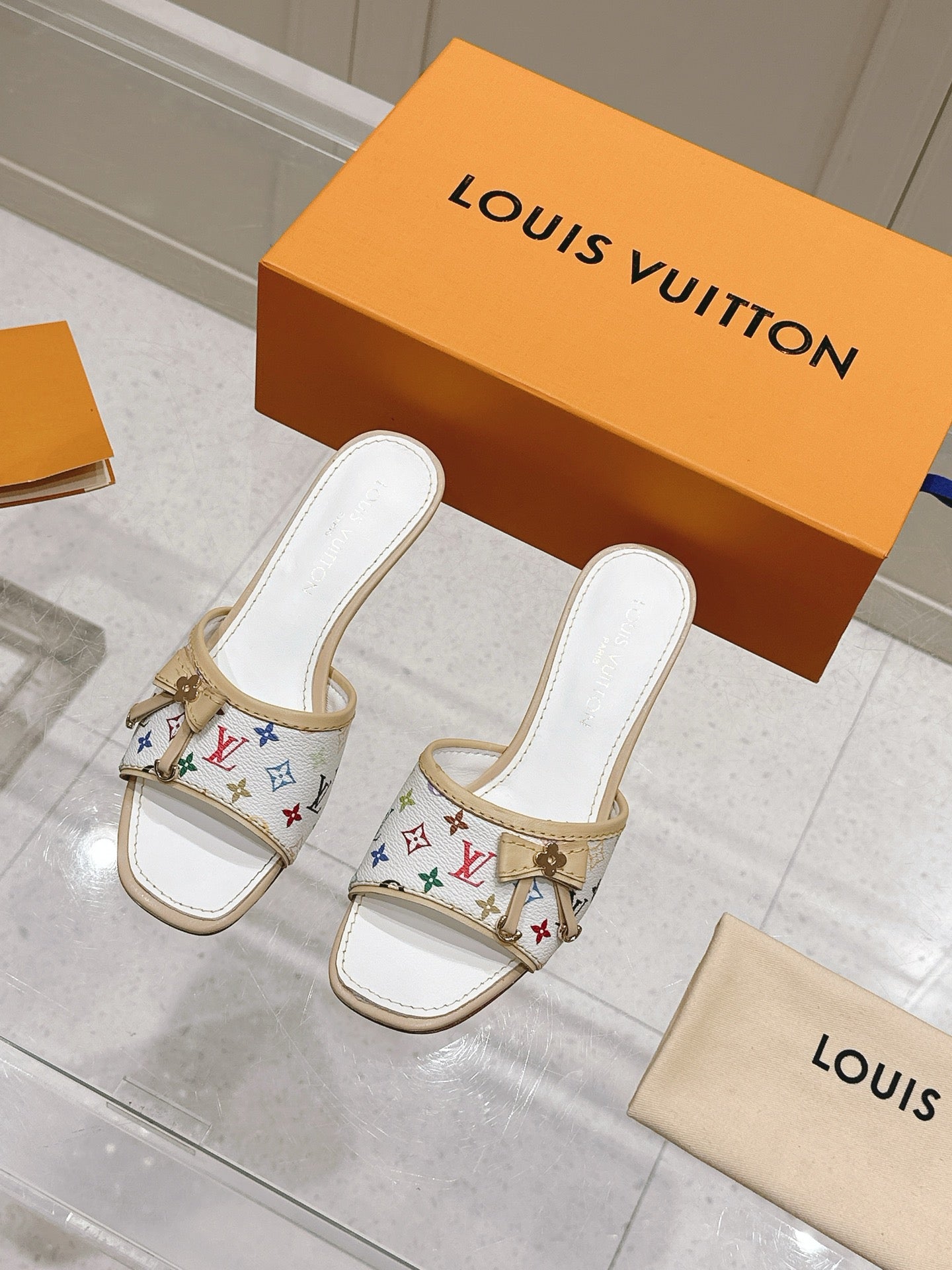 LuxluxHouse Best Quality Women Shoes Louis Vuitton