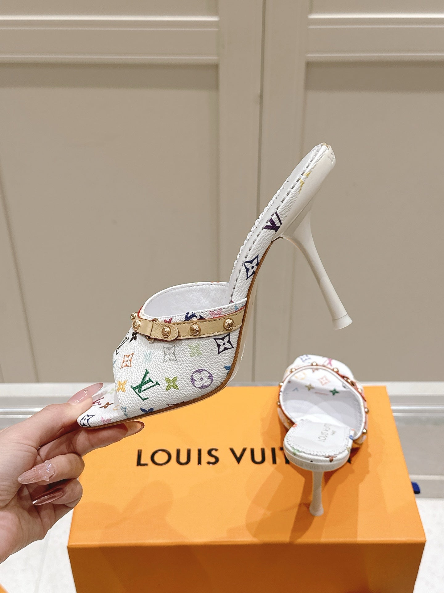 LuxluxHouse Best Quality Women Shoes Louis Vuitton