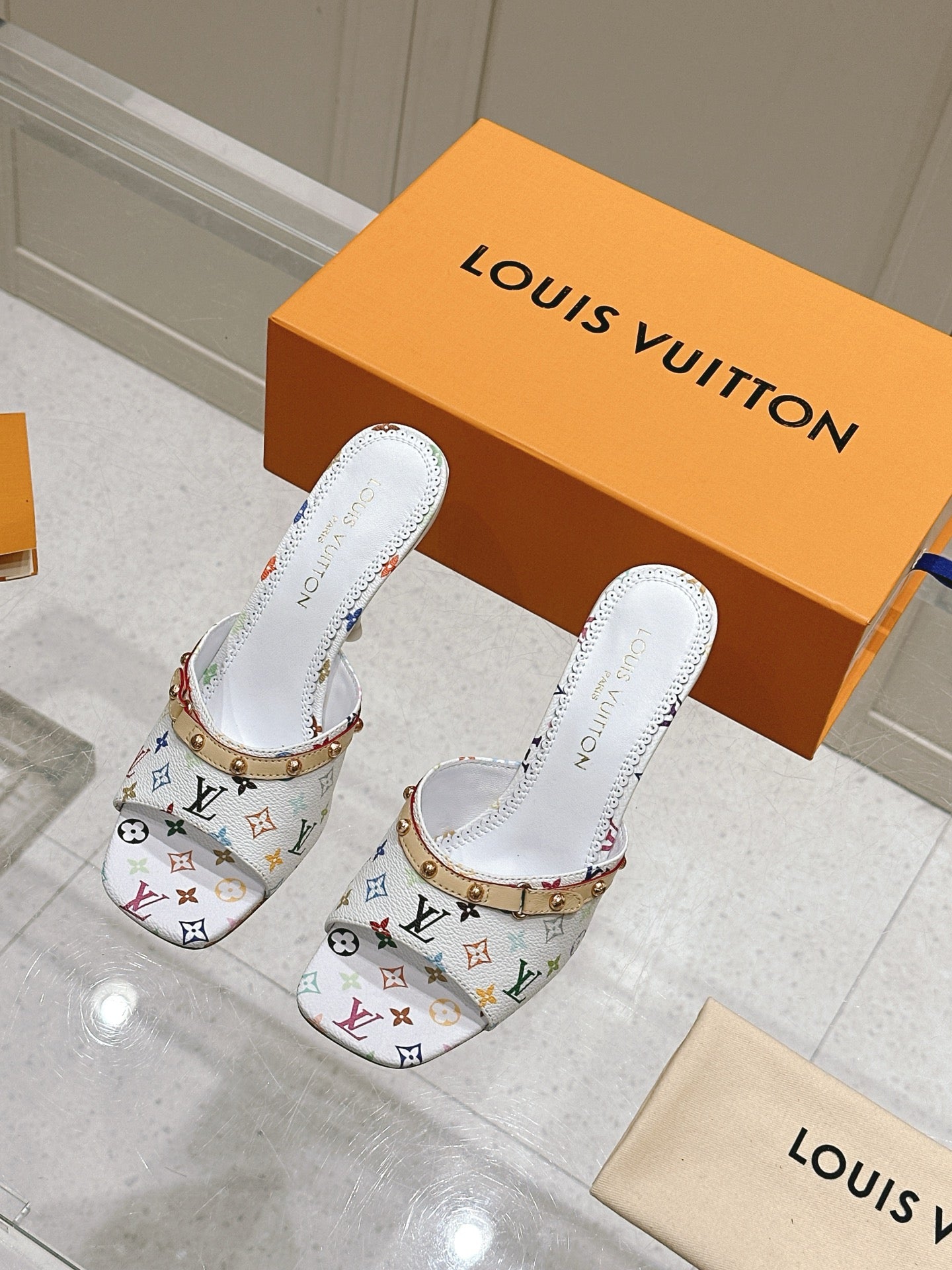LuxluxHouse Best Quality Women Shoes Louis Vuitton