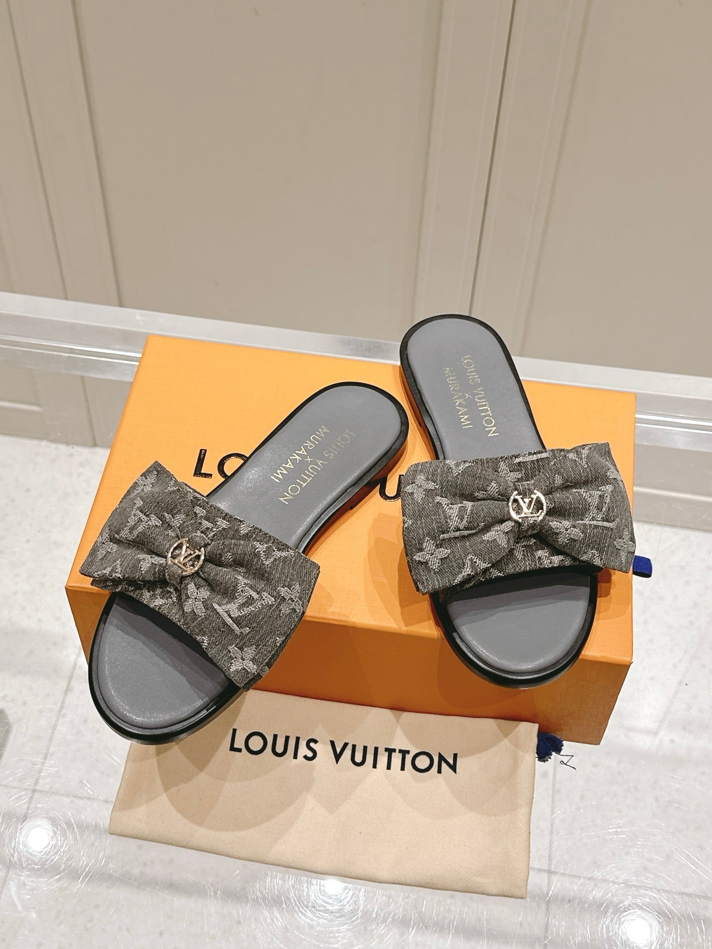 LuxluxHouse Best Quality Women Shoes Louis Vuitton