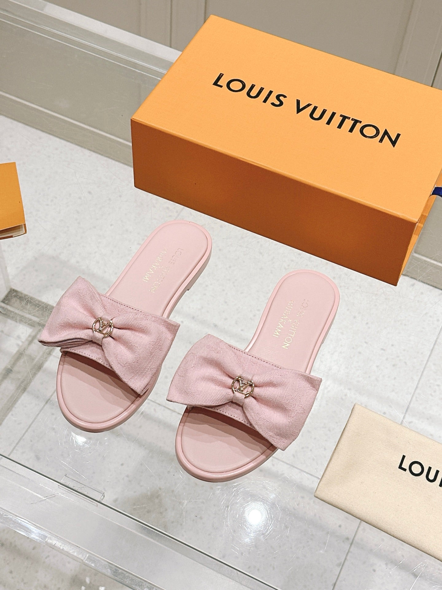 LuxluxHouse Best Quality Women Shoes Louis Vuitton