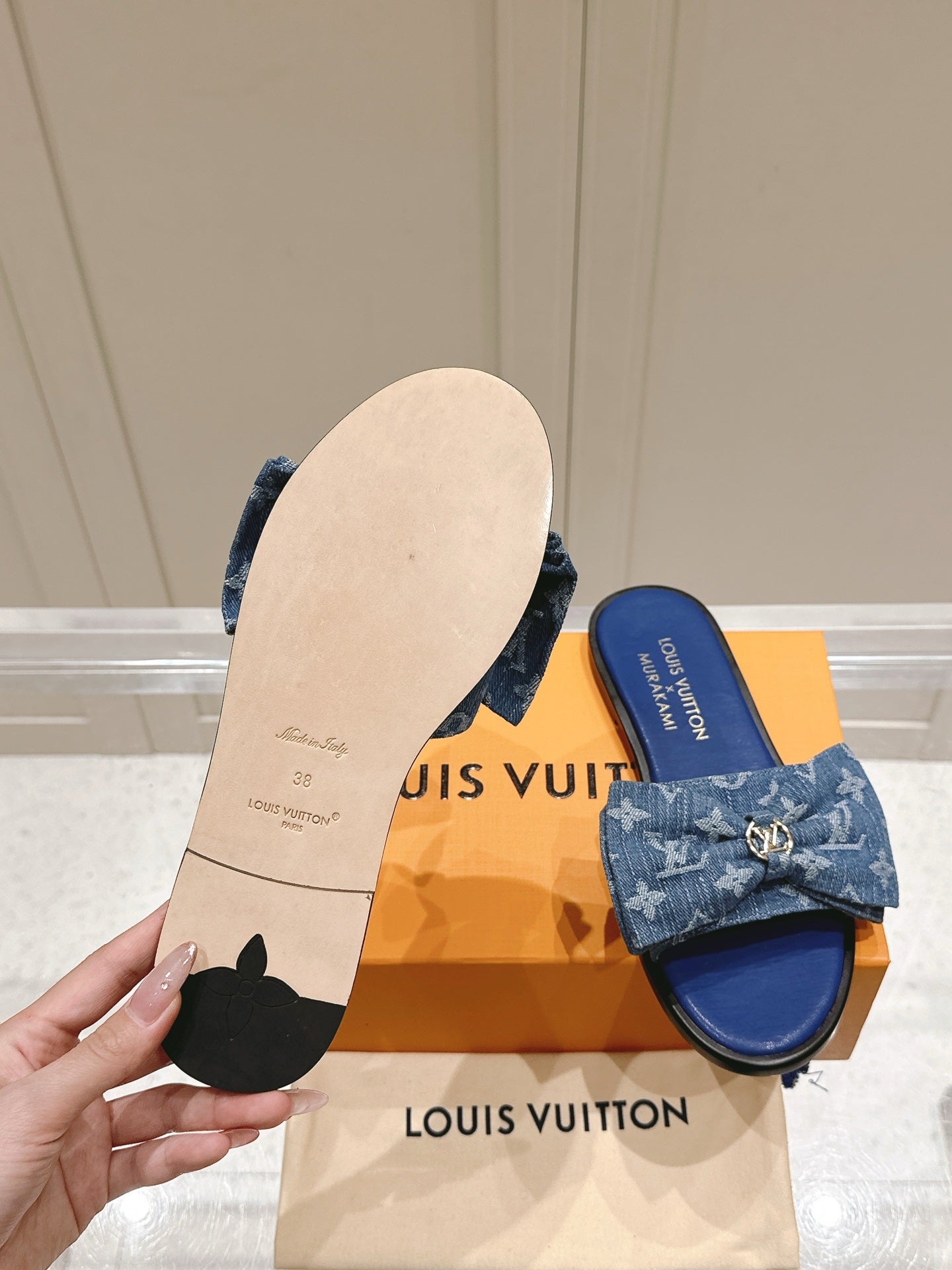 LuxluxHouse Best Quality Women Shoes Louis Vuitton