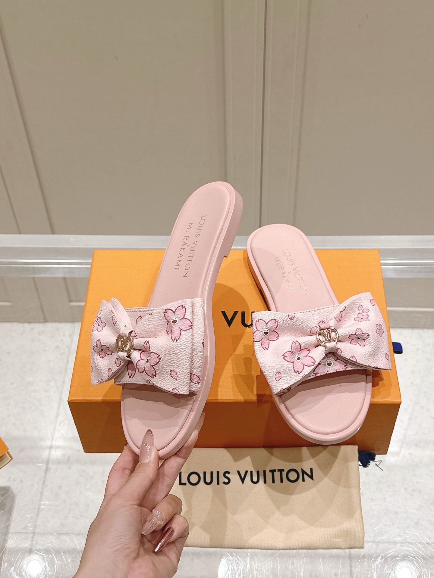 LuxluxHouse Best Quality Women Shoes Louis Vuitton