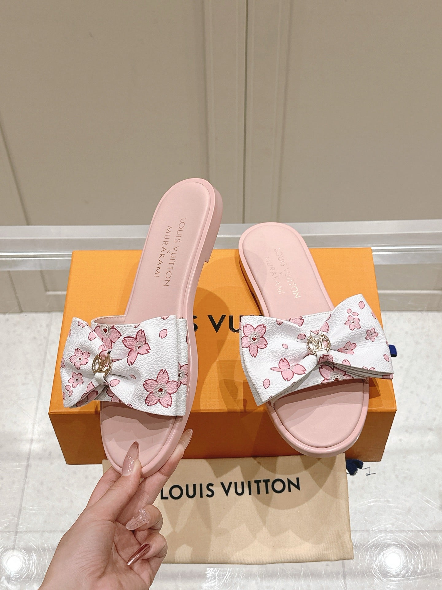 LuxluxHouse Best Quality Women Shoes Louis Vuitton