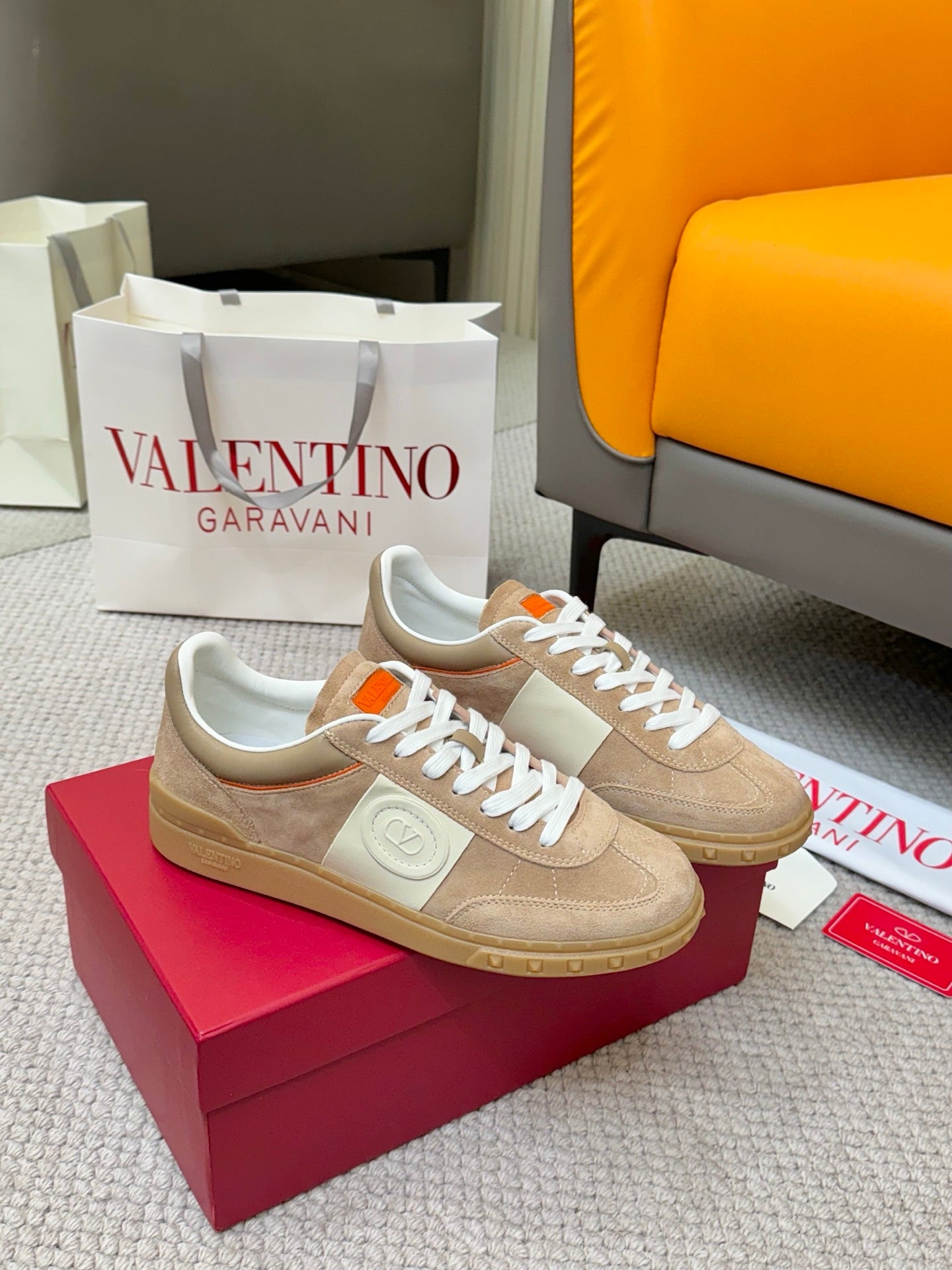 LuxluxHouse Best Quality Shoes Valentino