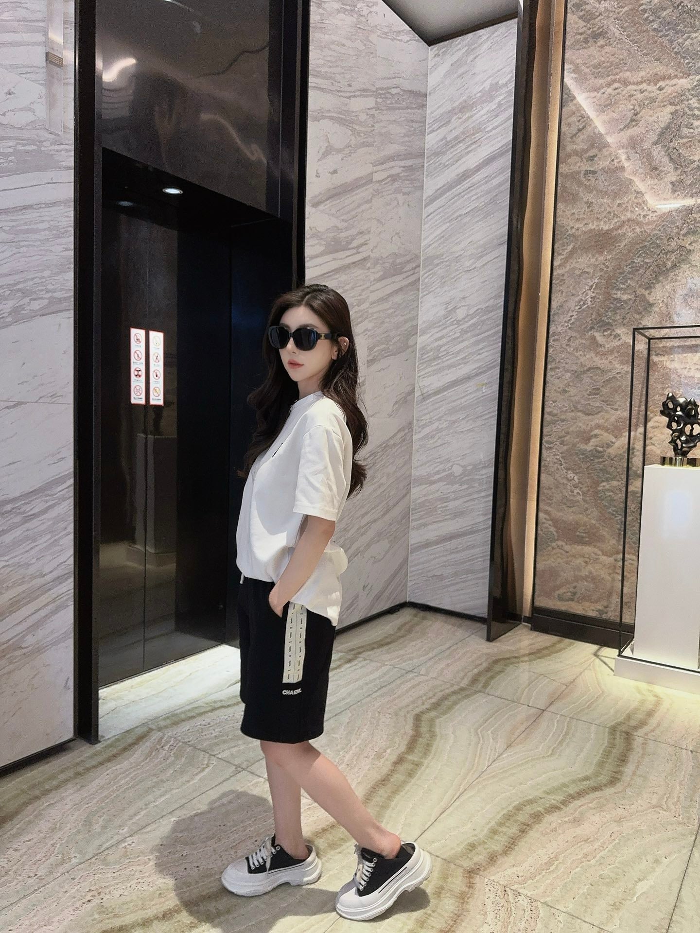 LuxluxHouse Best Quality Clothes Pants Chanel & Maison Margiela