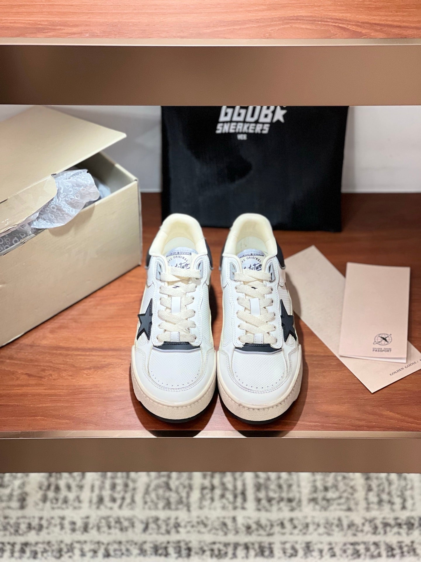 LuxluxHouse Best Quality Shoes Golden Goose