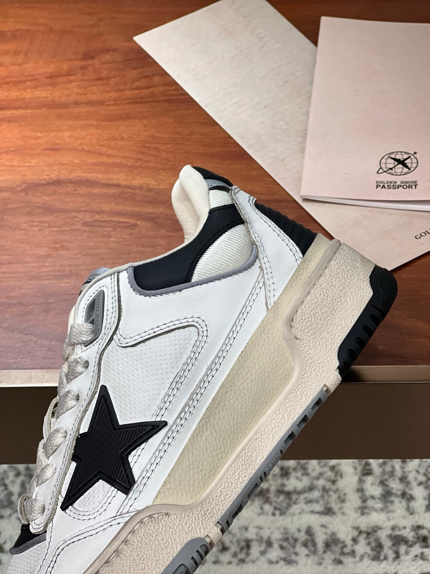 LuxluxHouse Best Quality Shoes Golden Goose