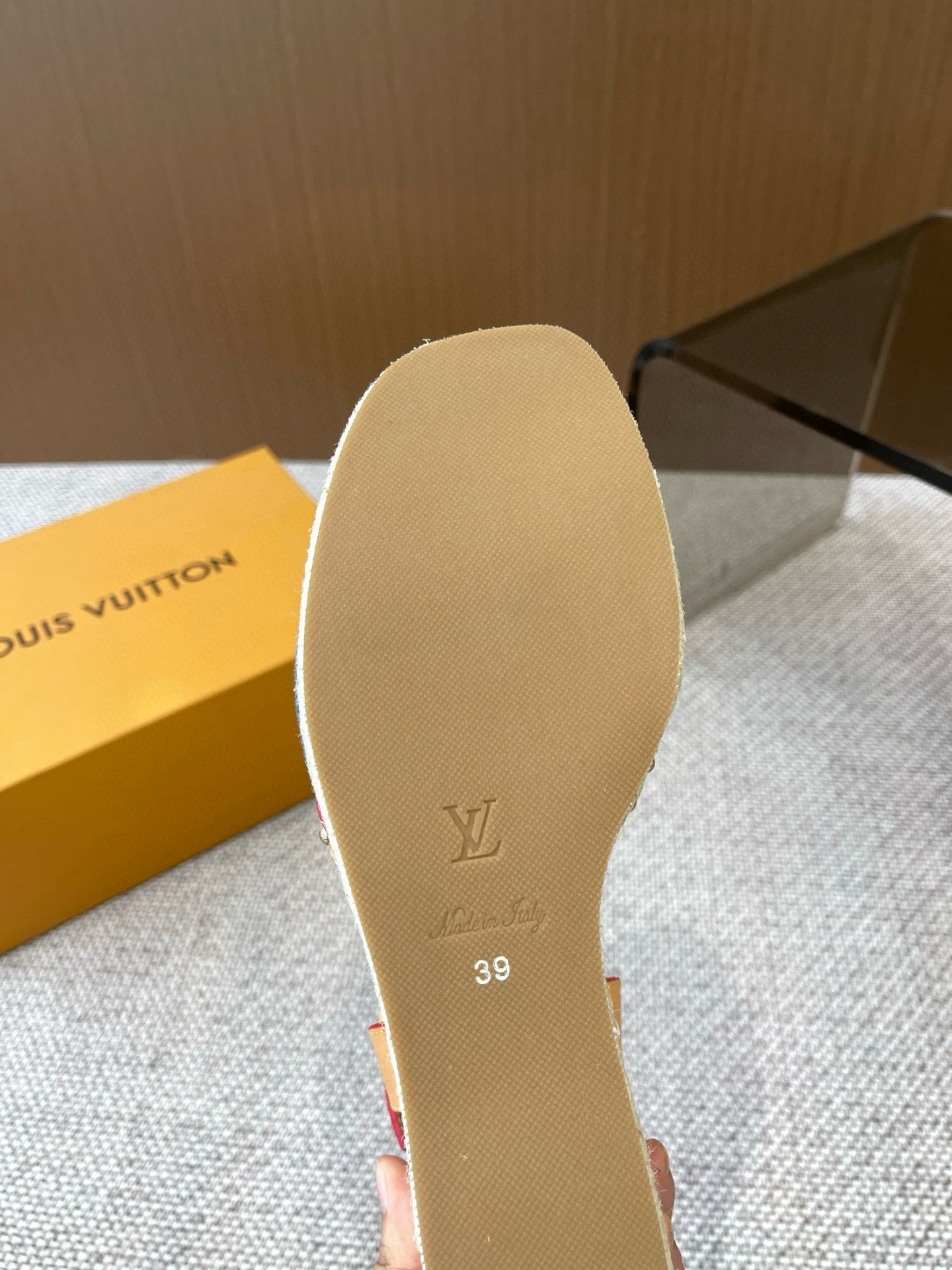 LuxluxHouse Best Quality Women Shoes Louis Vuitton