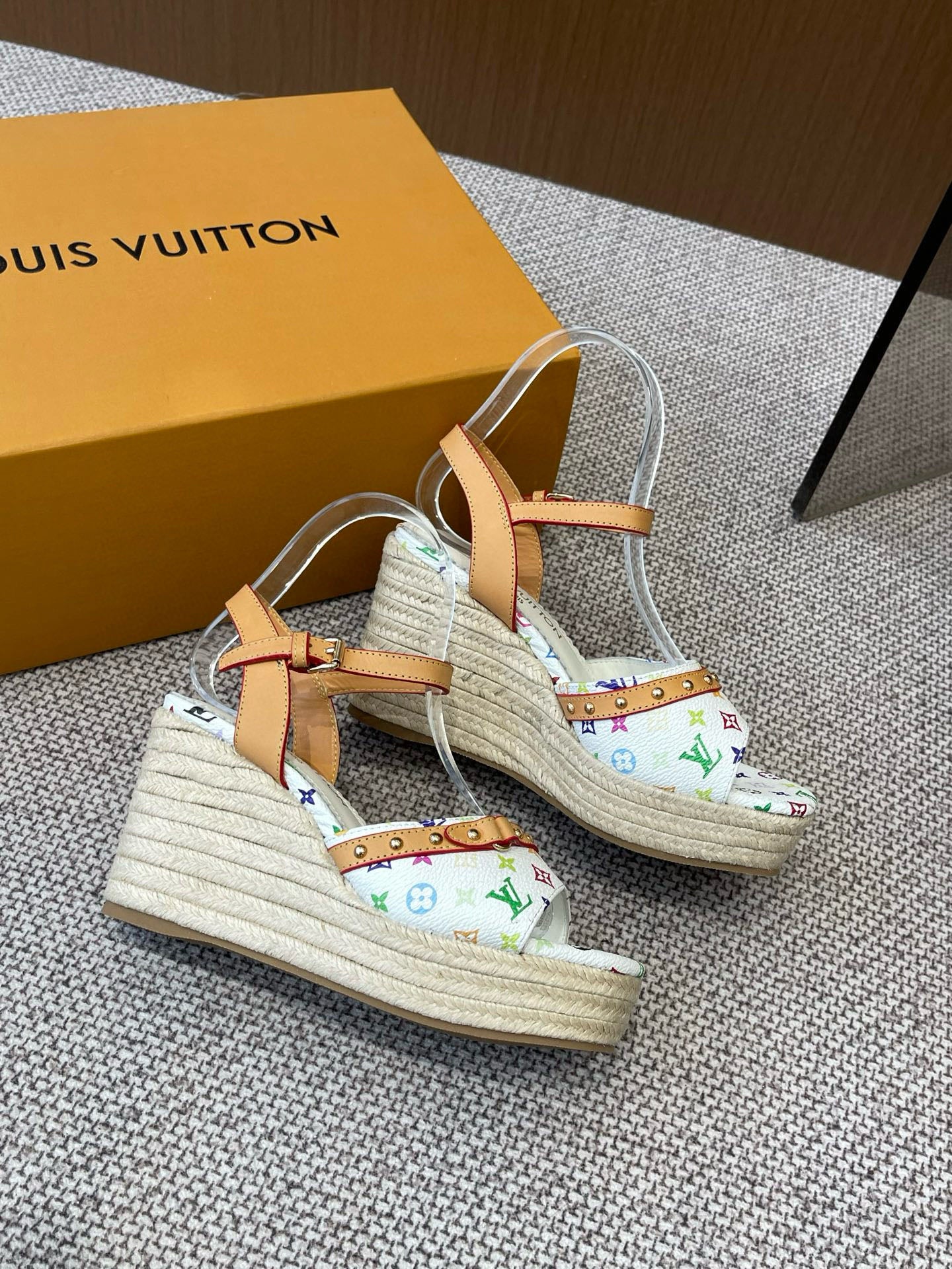 LuxluxHouse Best Quality Women Shoes Louis Vuitton