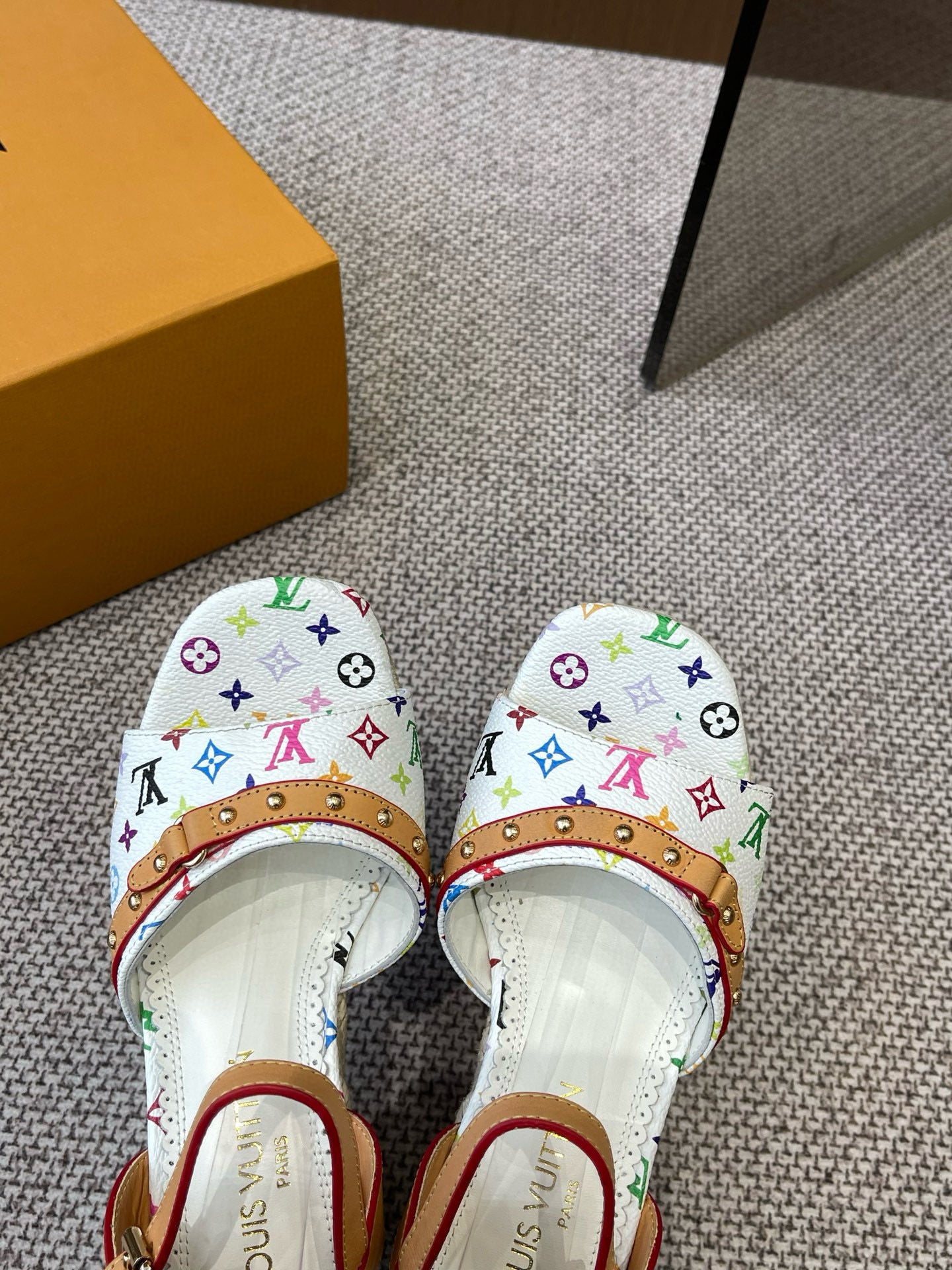 LuxluxHouse Best Quality Women Shoes Louis Vuitton