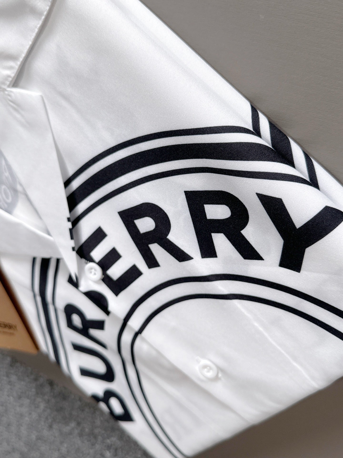 LuxluxHouse Best Quality Clothes Shirts&Polo Burberry