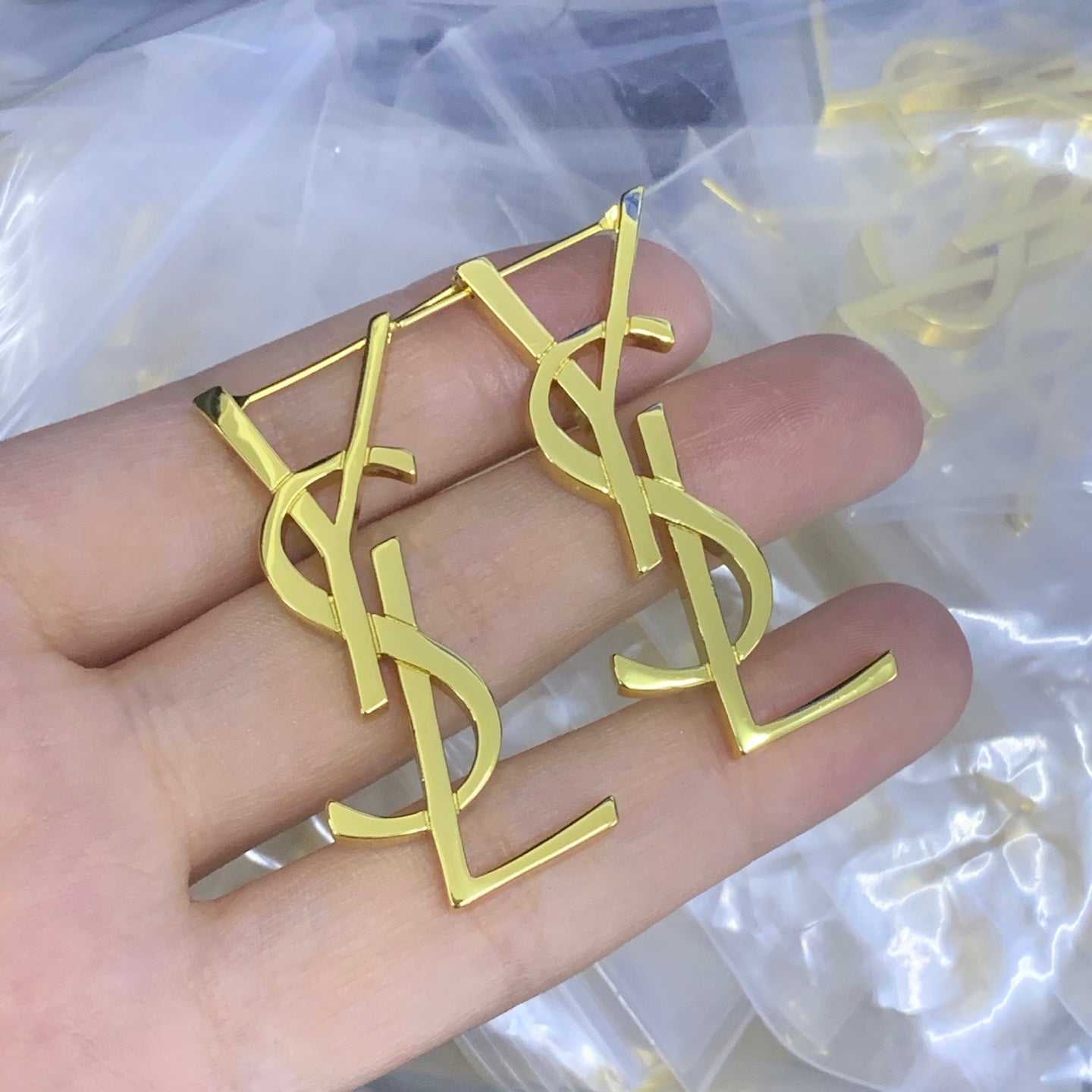 LuxluxHouse Low Price And High Quality Accessories YSL