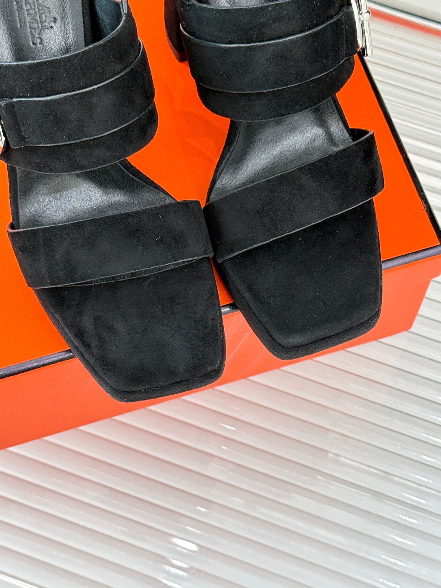 LuxluxHouse Best Quality Women Shoes Hermes
