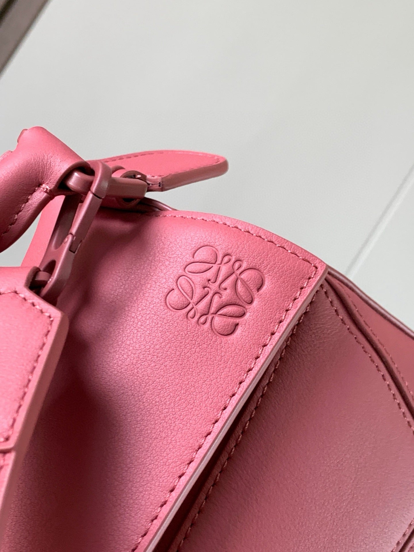 LuxluxHouse Best Quality Bags Loewe
