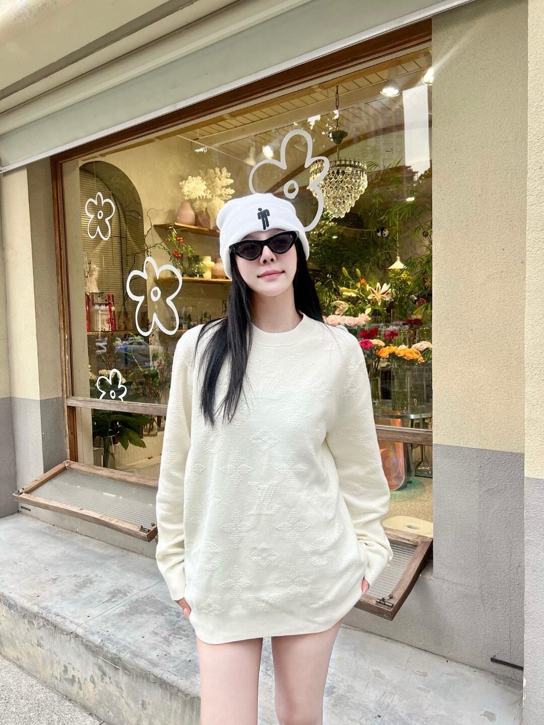 LuxluxHouse Best Quality Clothes Hoodie & Sweater Louis Vuitton