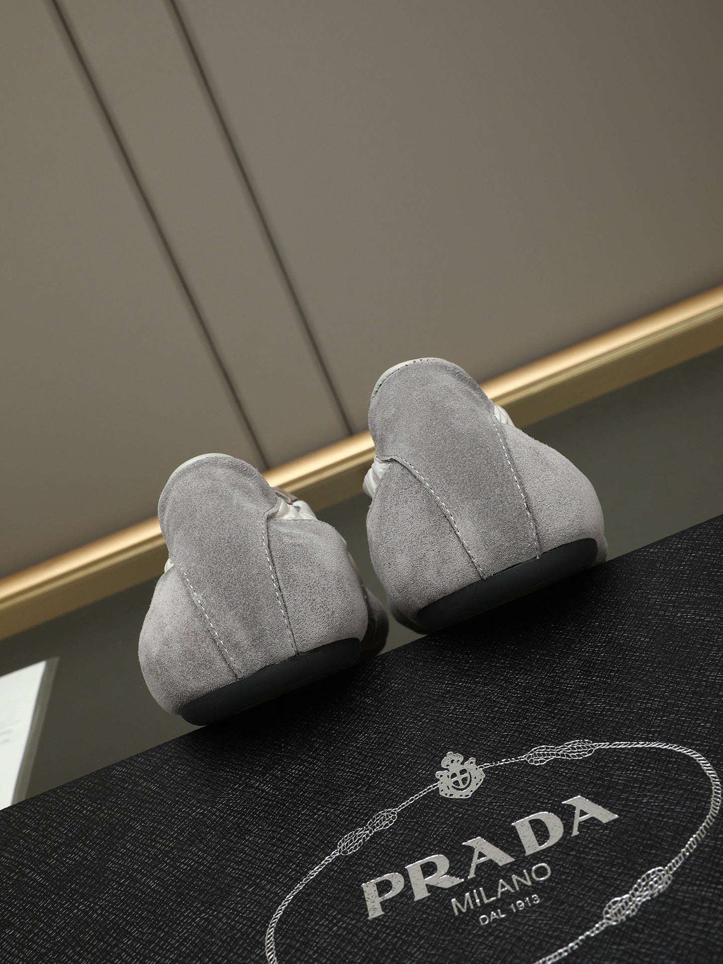 LuxluxHouse Best Quality Shoes Prada