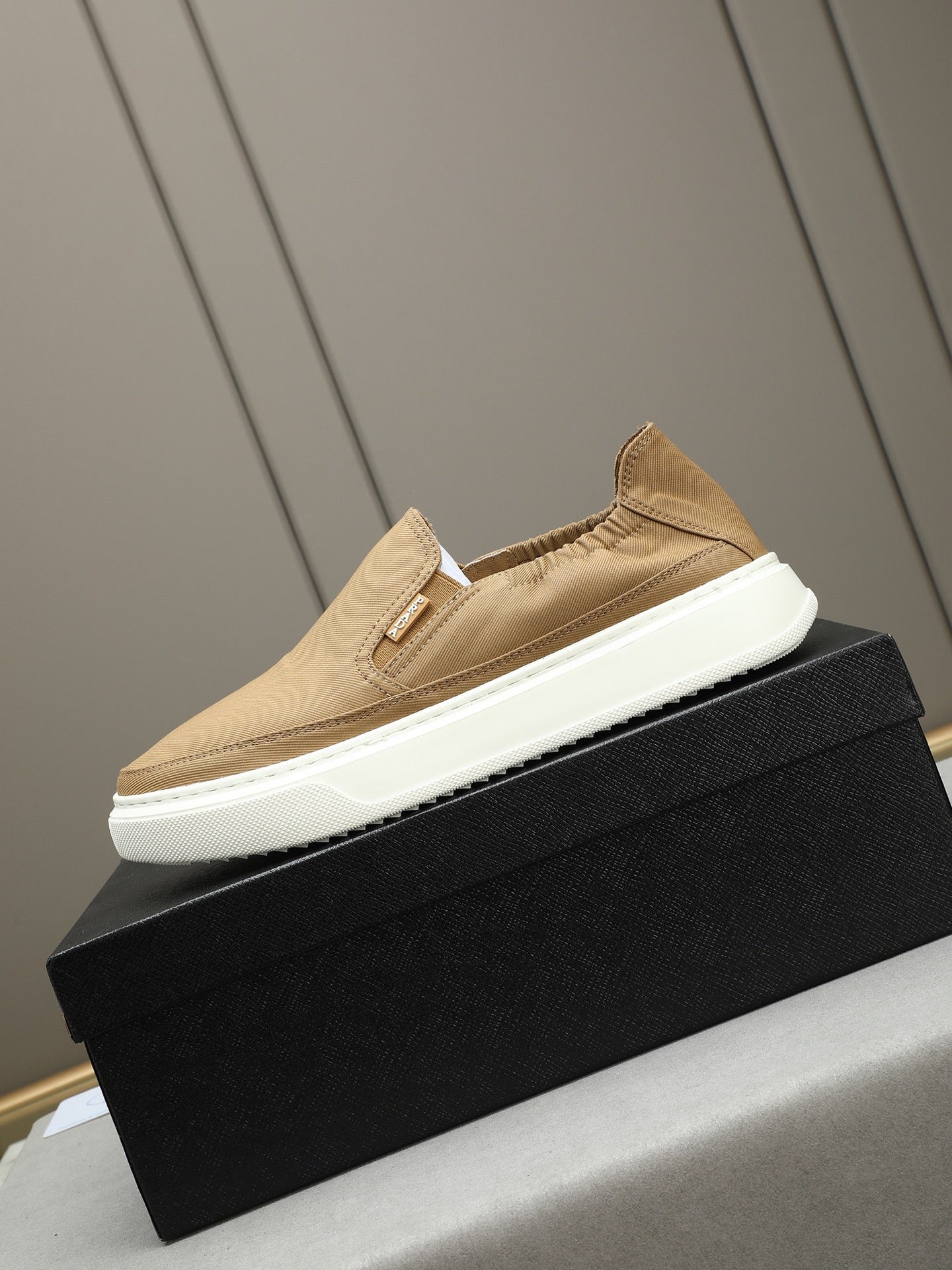 LuxluxHouse Best Quality Shoes Prada
