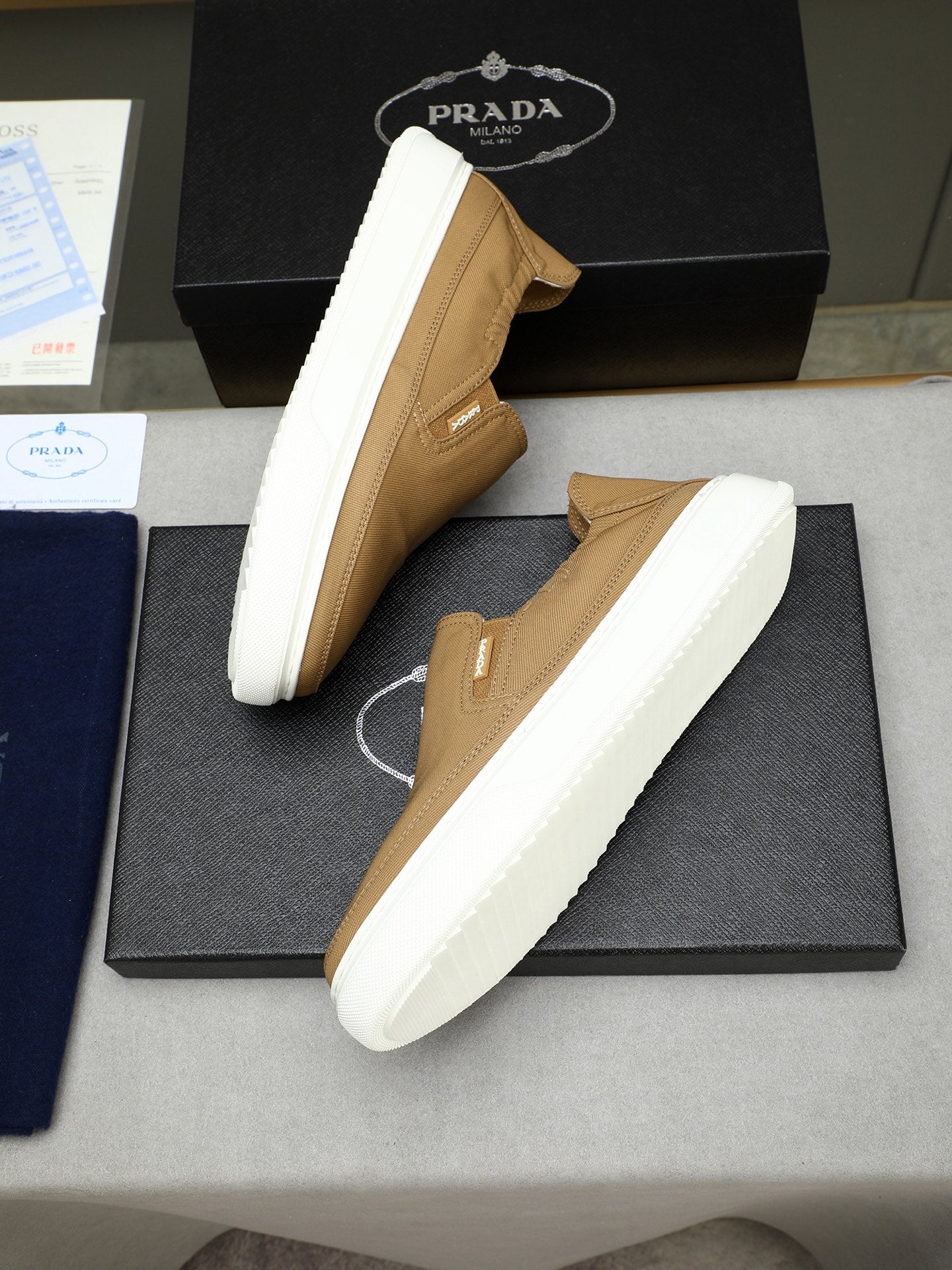 LuxluxHouse Best Quality Shoes Prada