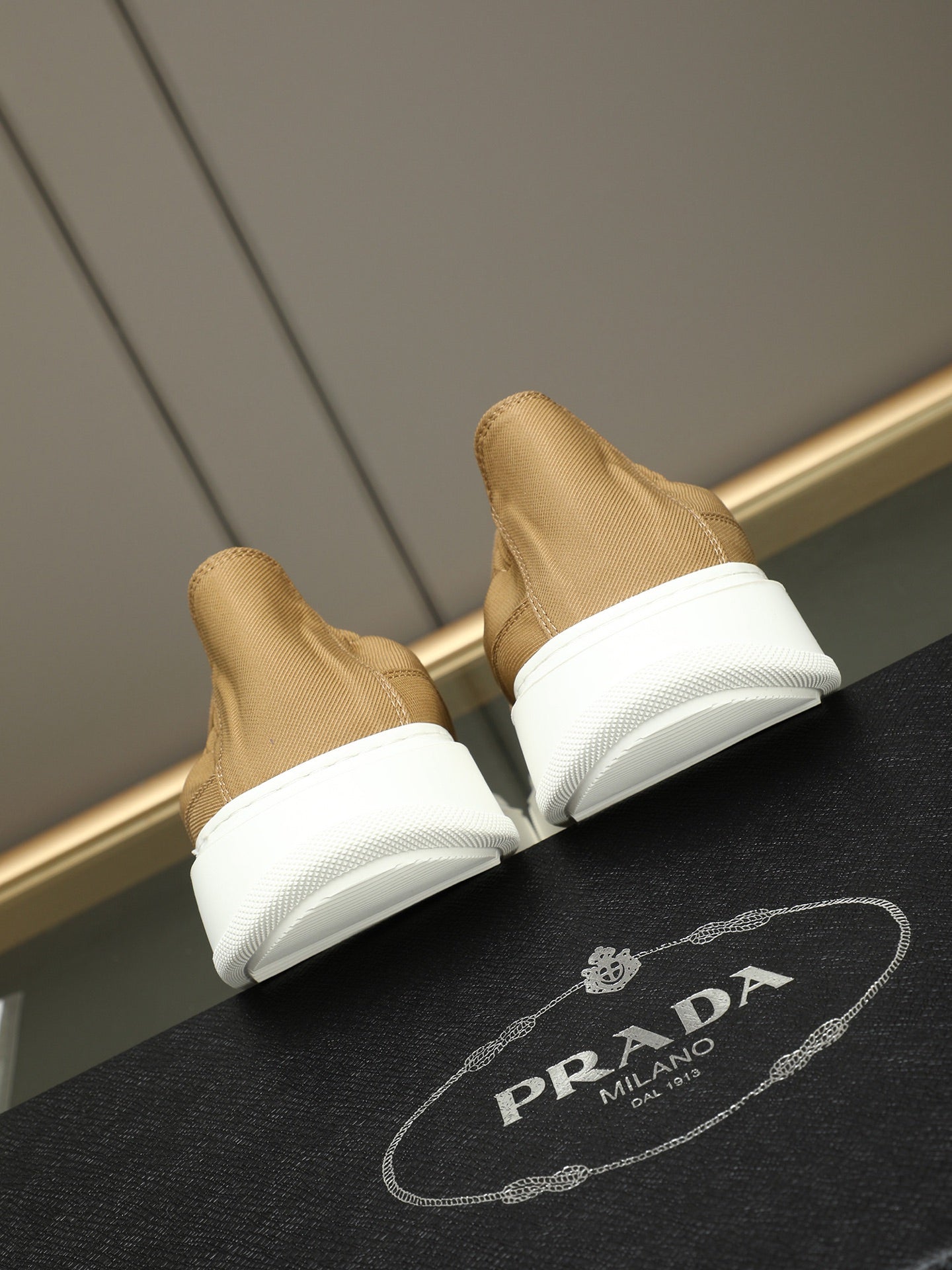 LuxluxHouse Best Quality Shoes Prada