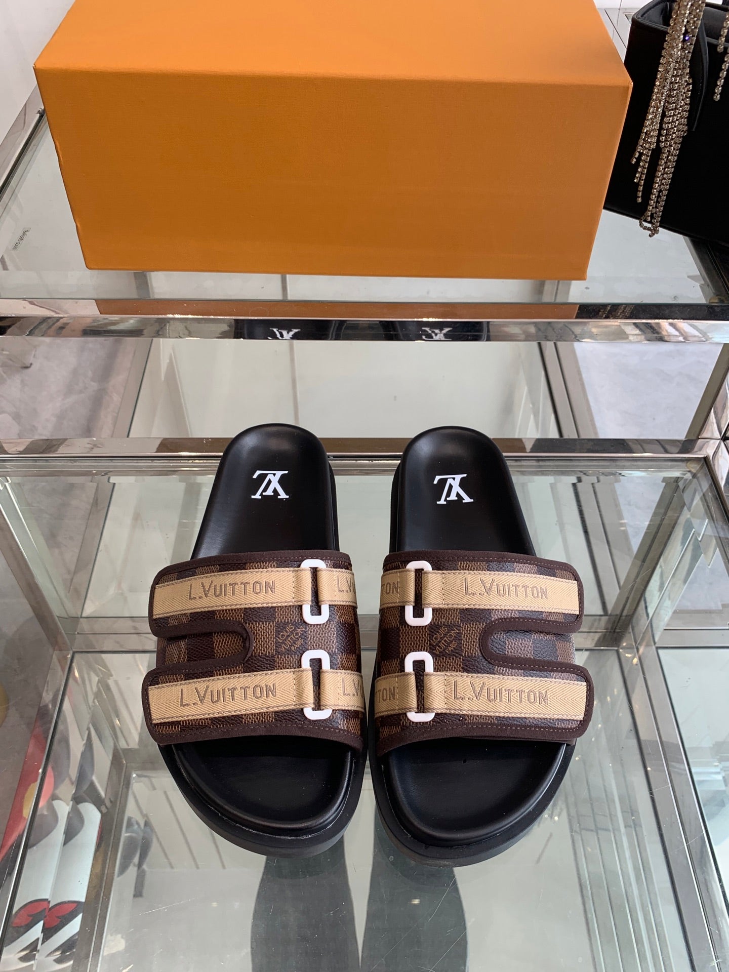 LuxluxHouse Best Quality Sandals Louis Vuitton