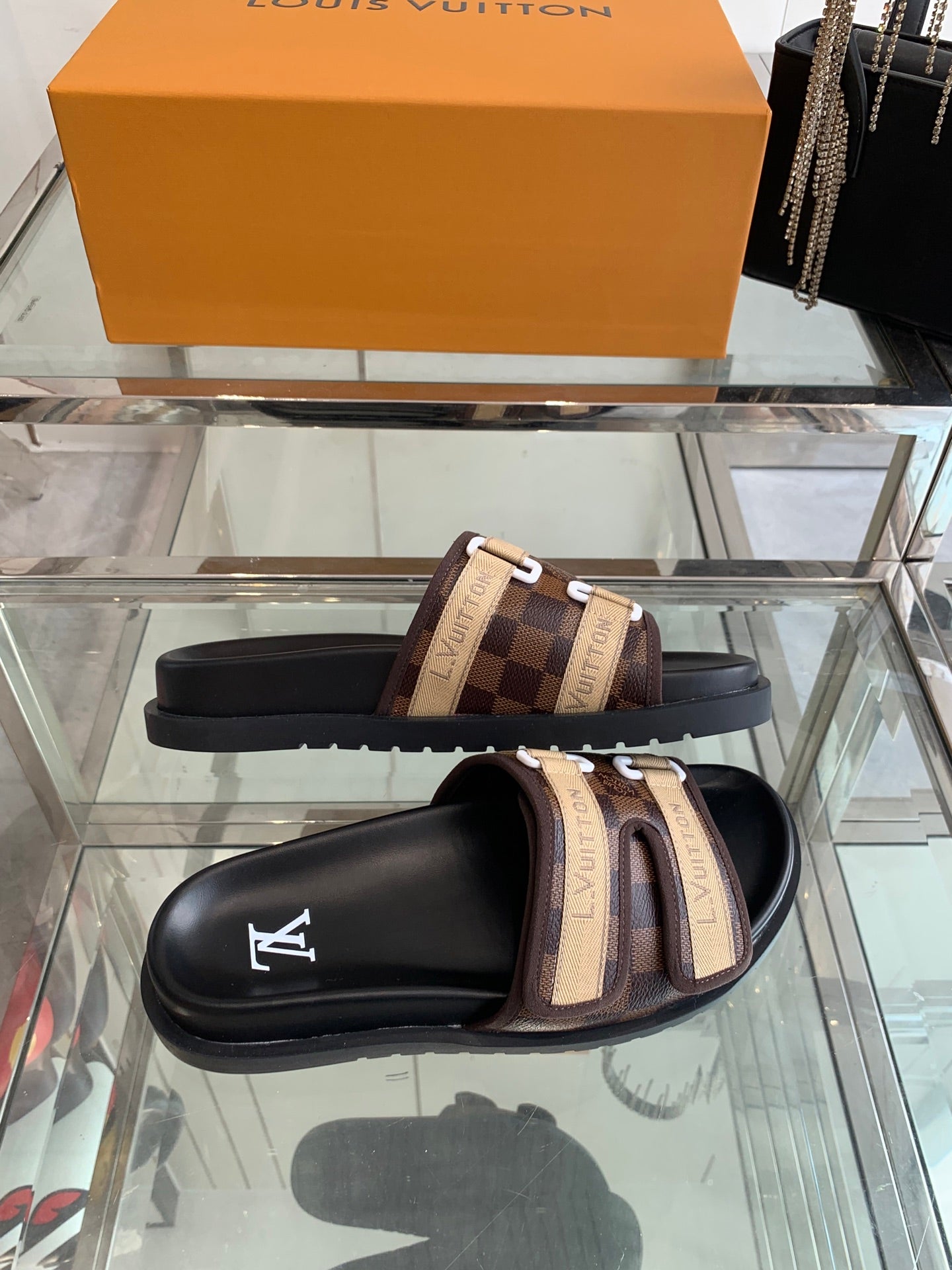 LuxluxHouse Best Quality Sandals Louis Vuitton