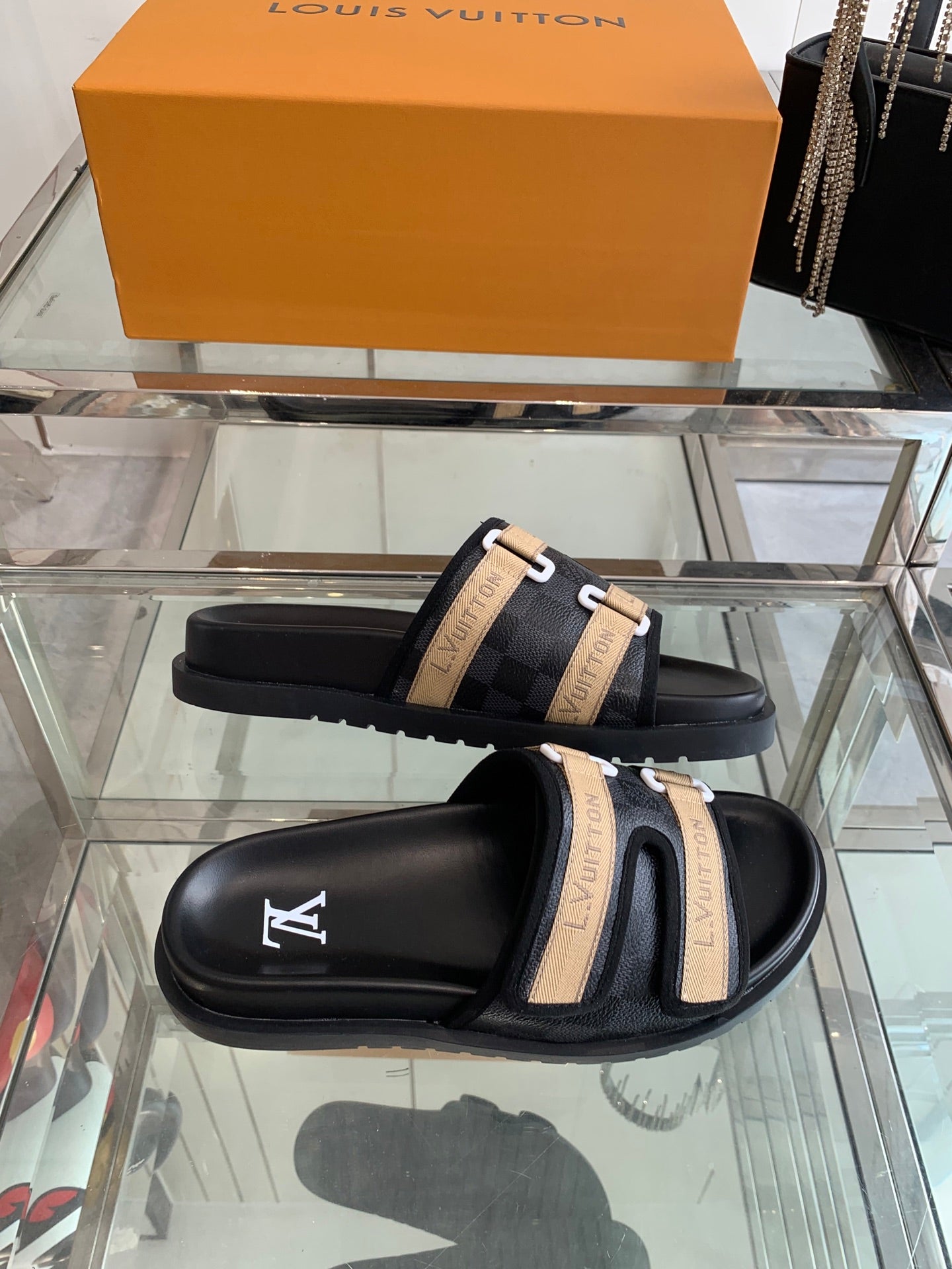 LuxluxHouse Best Quality Sandals Louis Vuitton
