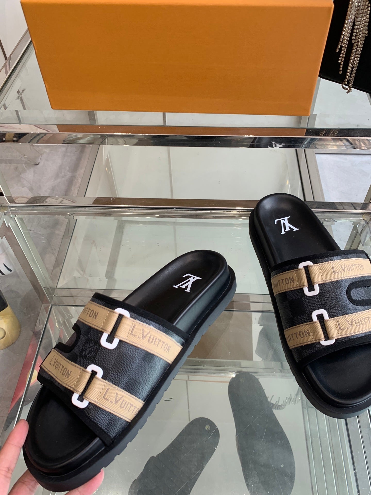 LuxluxHouse Best Quality Sandals Louis Vuitton