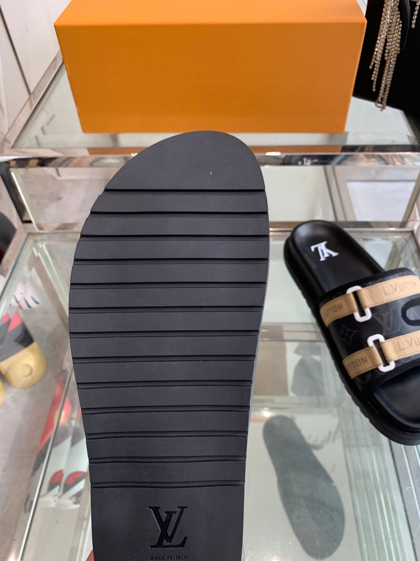 LuxluxHouse Best Quality Sandals Louis Vuitton
