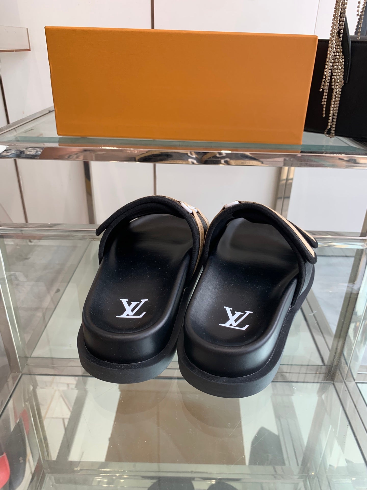 LuxluxHouse Best Quality Sandals Louis Vuitton