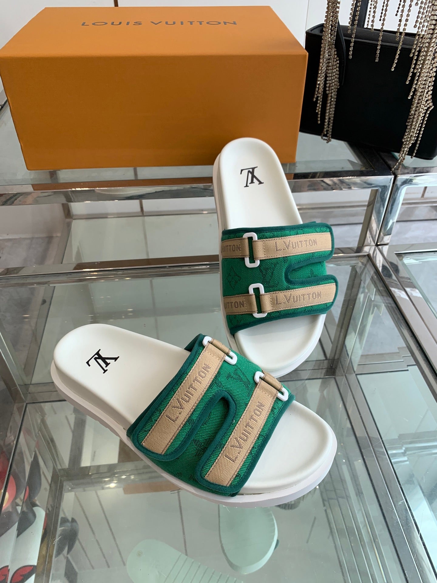 LuxluxHouse Best Quality Sandals Louis Vuitton