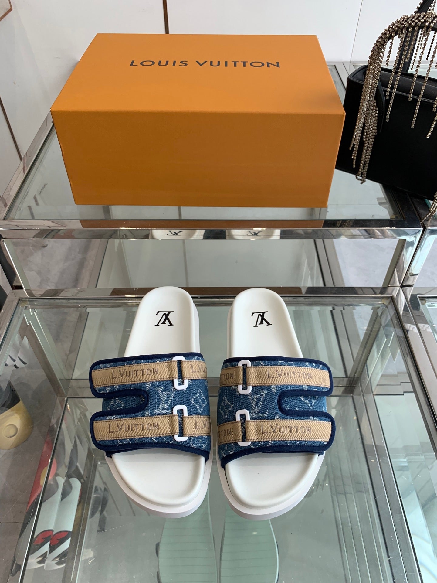 LuxluxHouse Best Quality Sandals Louis Vuitton