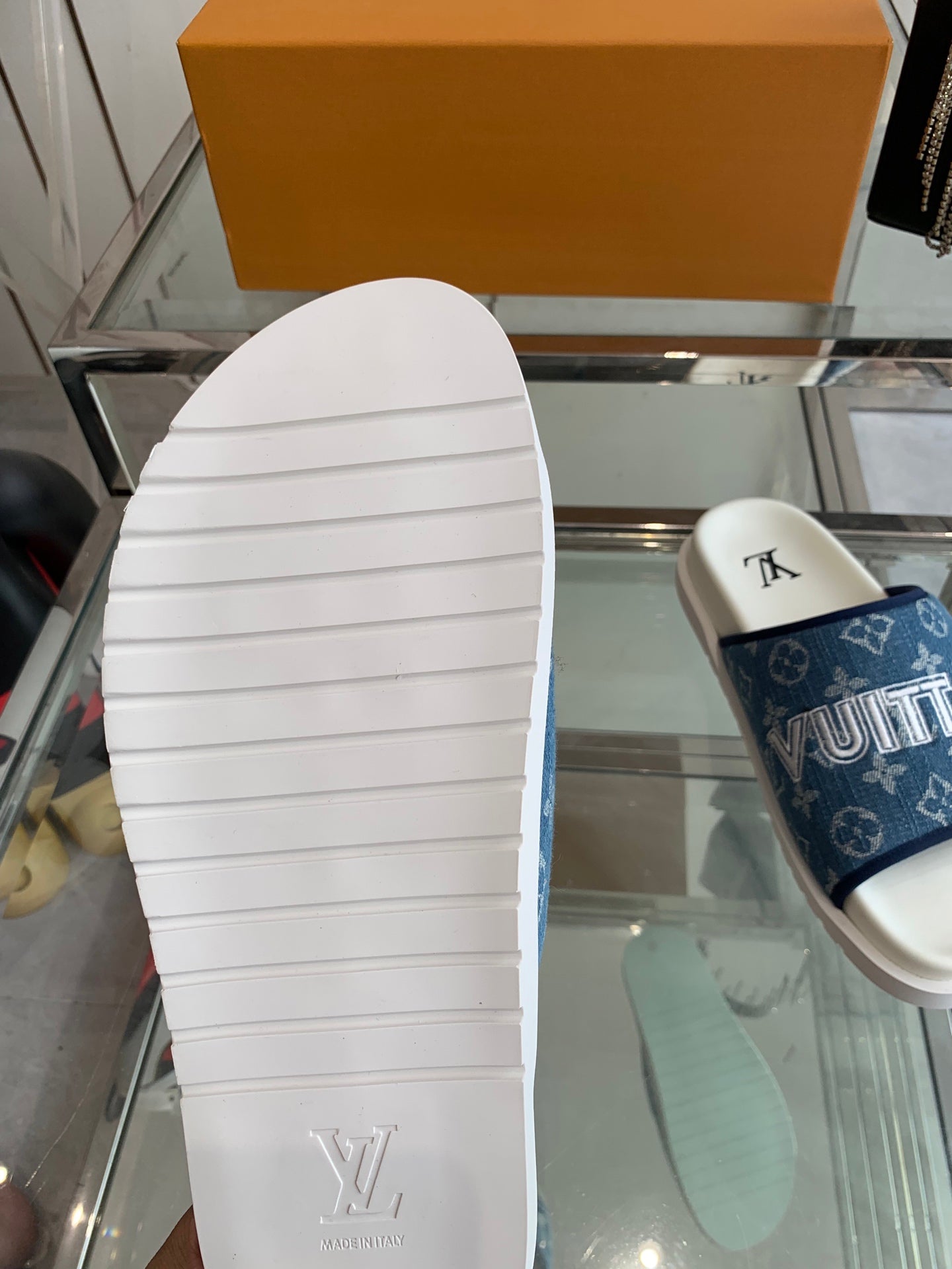 LuxluxHouse Best Quality Sandals Louis Vuitton