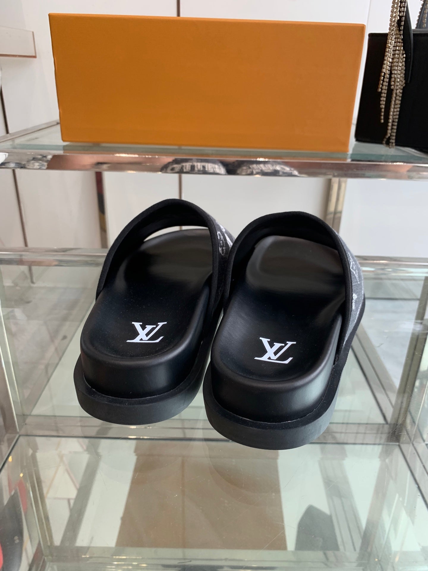 LuxluxHouse Best Quality Sandals Louis Vuitton