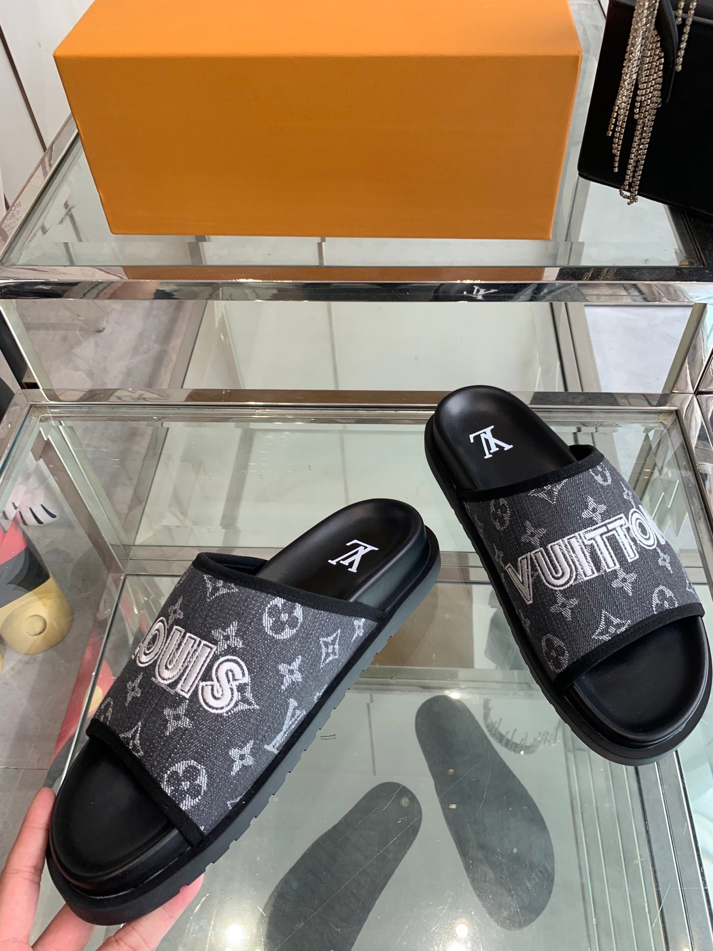 LuxluxHouse Best Quality Sandals Louis Vuitton