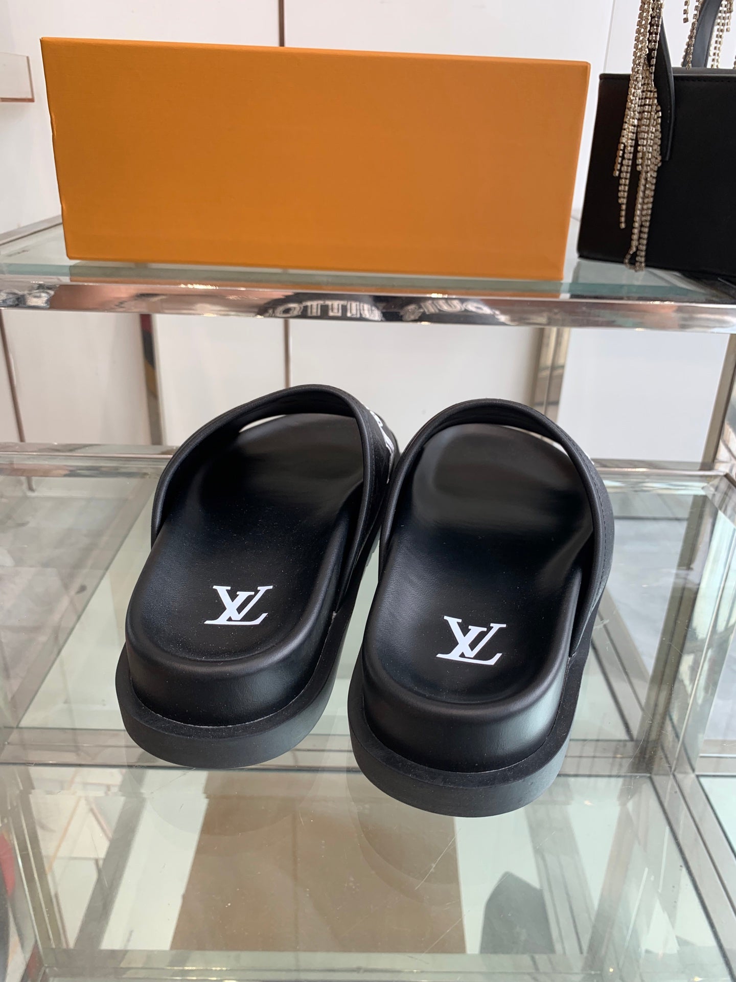 LuxluxHouse Best Quality Sandals Louis Vuitton